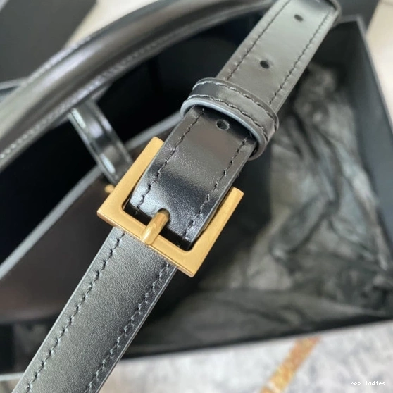 Rep ladies REP BAG-17*20*13CM  YSL LE SMALL 37 0804
